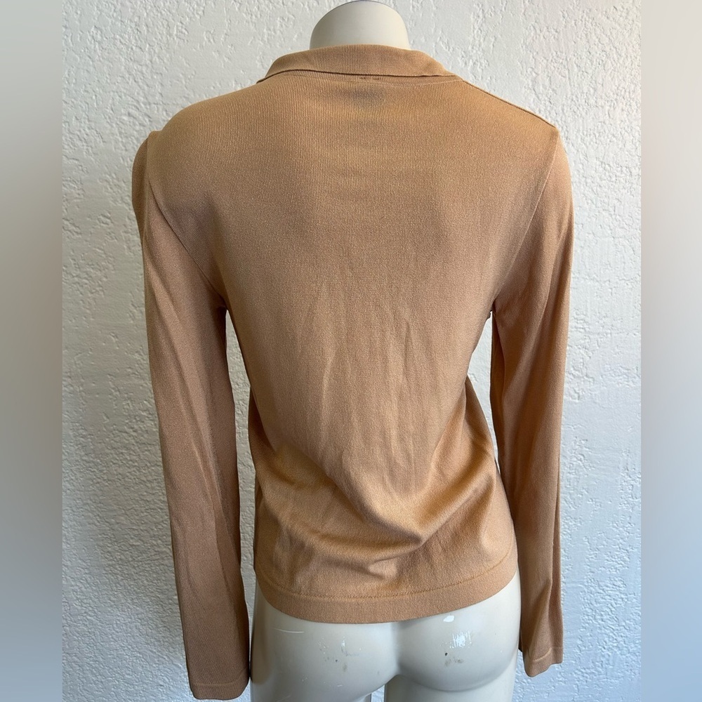 WOLFORD BEIGE TOP SZ SMALL as is ( a tiny pull on the front ) - Picture 3 of 7